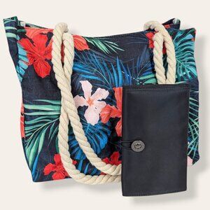 Pair of Traveller's Bags (Beach Bag & Toiletries Bag)